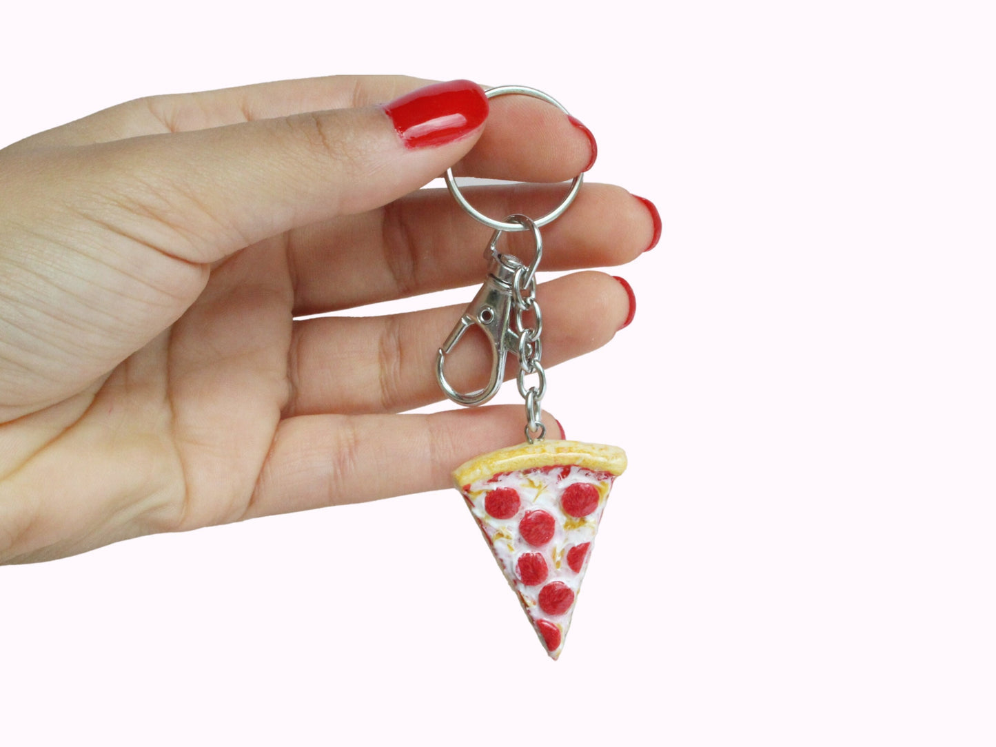 adorable miniature pepperoni pizza keychain